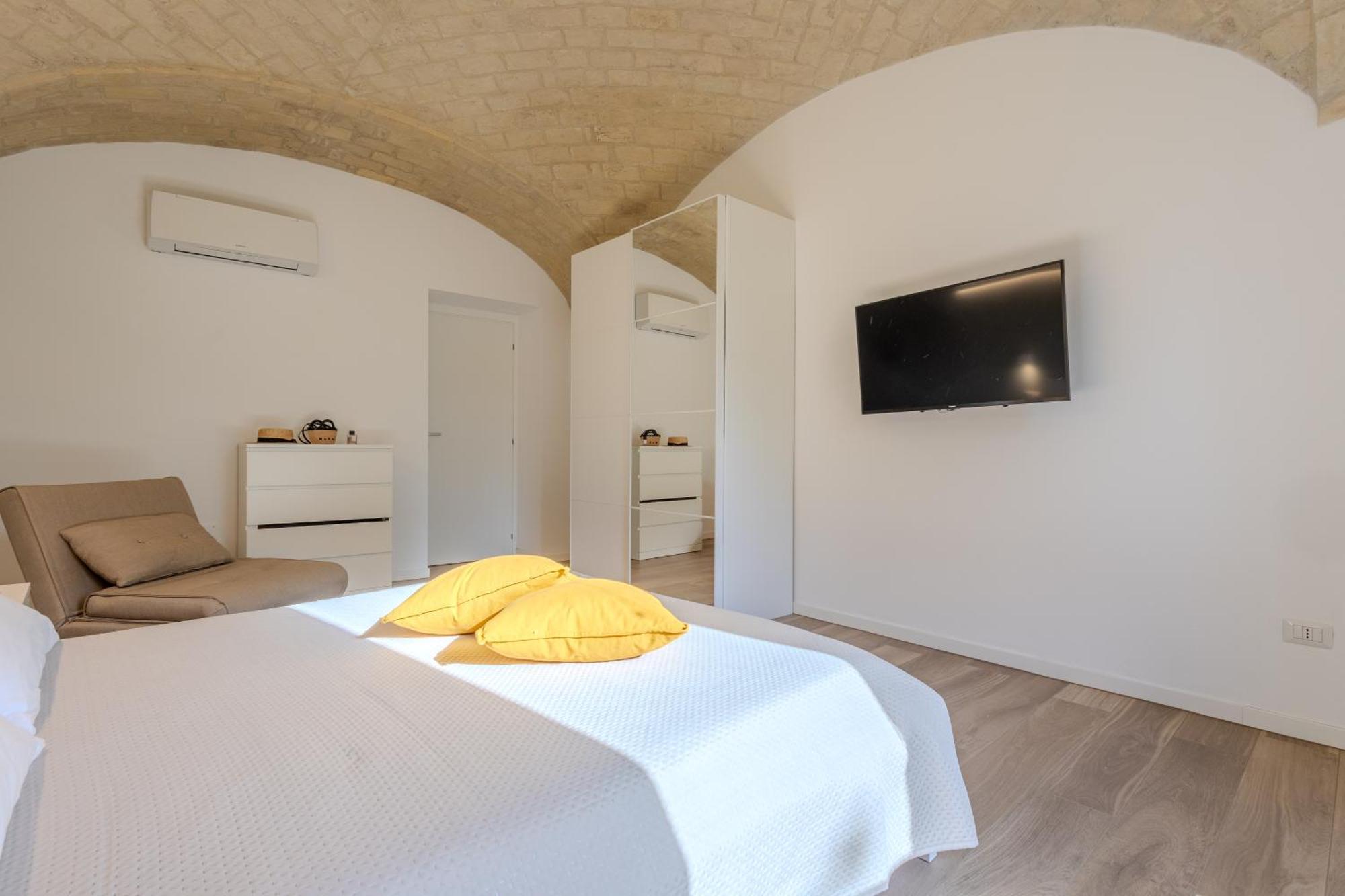 Corso Garibaldi 21 Apartment & Rooms فاستو المظهر الخارجي الصورة