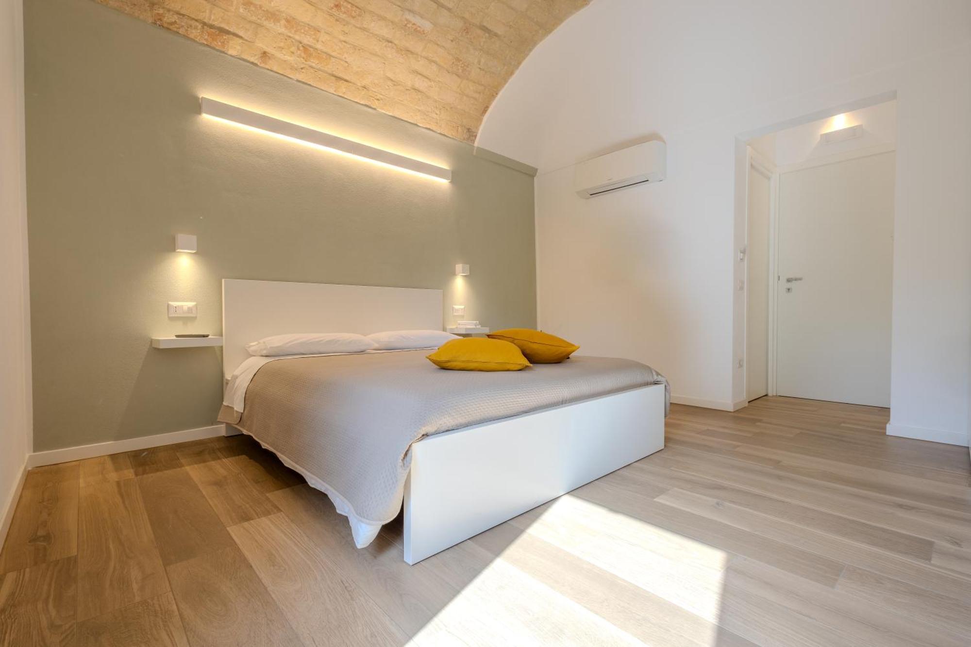 Corso Garibaldi 21 Apartment & Rooms فاستو المظهر الخارجي الصورة