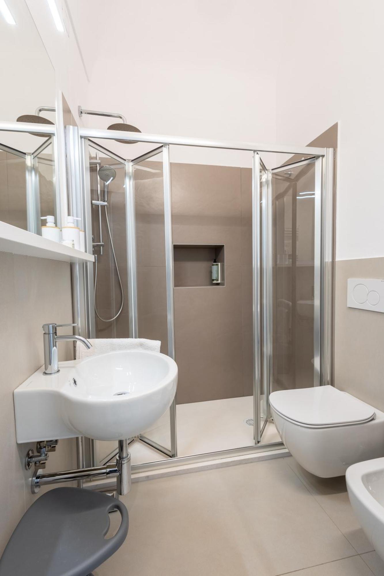 Corso Garibaldi 21 Apartment & Rooms فاستو المظهر الخارجي الصورة