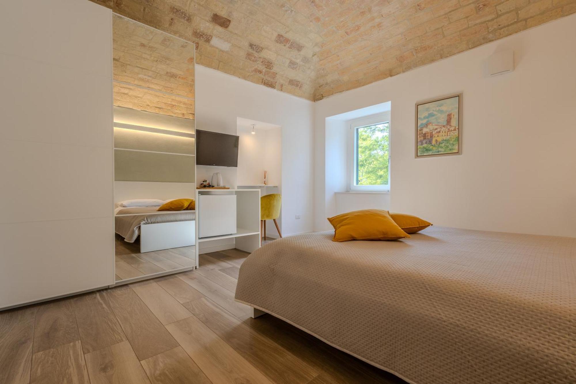 Corso Garibaldi 21 Apartment & Rooms فاستو المظهر الخارجي الصورة